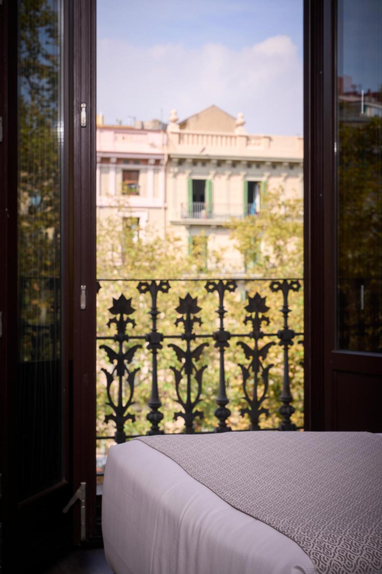 Catalonia Gran Via Bcn Hotel Barcelona Exterior photo